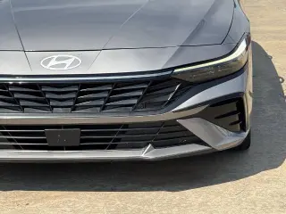 Hyundai ELANTRA 2025 Limited 4dr Sedan