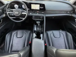 Hyundai ELANTRA 2025 Limited 4dr Sedan