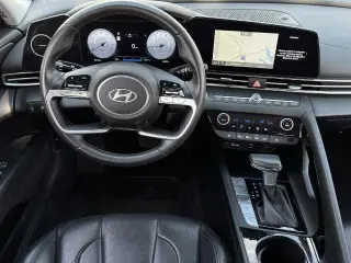 Hyundai ELANTRA 2025 Limited 4dr Sedan