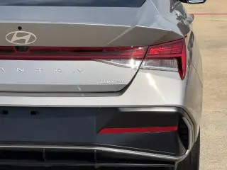 Hyundai ELANTRA 2025 Limited 4dr Sedan