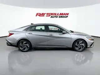 Hyundai ELANTRA 2025 Limited 4dr Sedan