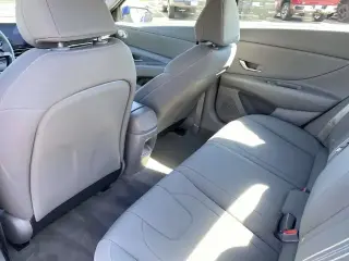 Hyundai ELANTRA 2024 SEL 4dr Sedan