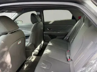 Hyundai ELANTRA 2026 SEL Sport 4dr Sedán