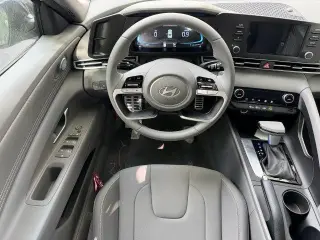 Hyundai ELANTRA 2026 SEL Sport 4dr Sedán