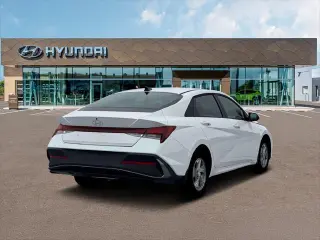 Hyundai ELANTRA 2026 SE 4p Sedan