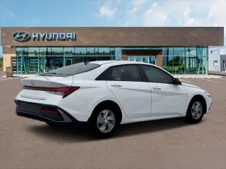Hyundai ELANTRA 2026 SE 4p Sedan