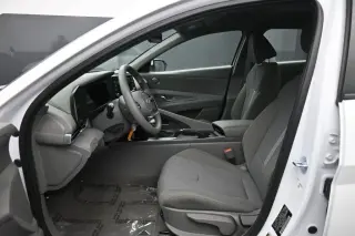 Hyundai ELANTRA 2025 SE 4dr Sedán