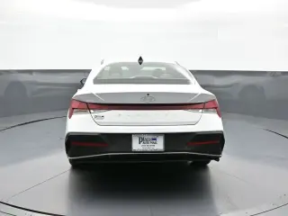Hyundai ELANTRA 2025 SE 4dr Sedán