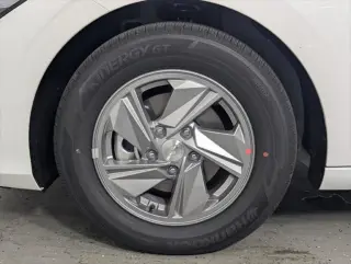 Hyundai ELANTRA 2026 SE 4dr Sedan