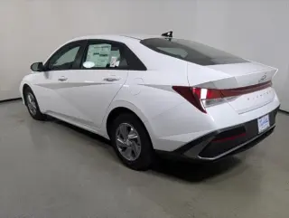 Hyundai ELANTRA 2026 SE 4dr Sedan
