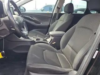 Hyundai ELANTRA GT 2018 4p Hatchback 6M