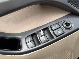 Hyundai ELANTRA 2016 SE 4dr Sed 6M