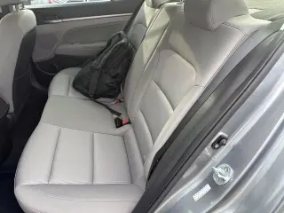 Hyundai ELANTRA 2018 Edición de Valor 4p Sedan
