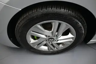 Hyundai ELANTRA 2019 SE 4dr Sedan 6M