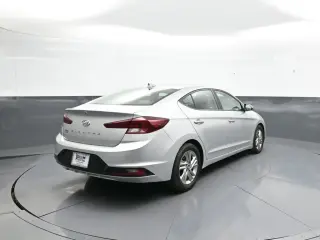 Hyundai ELANTRA 2019 SE 4dr Sedan 6M