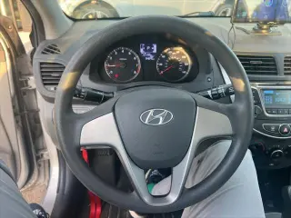 Hyundai ACCENT 2017 SE 4p Sedan 6A