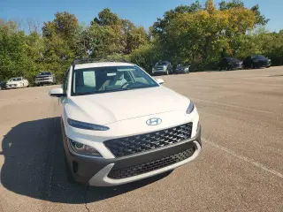 Hyundai KONA 2023 AWD SEL Crossover 4 puertas