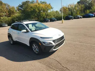 Hyundai KONA 2023 AWD SEL Crossover 4 puertas