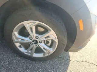 Hyundai KONA 2023 AWD SEL Crossover 4 puertas