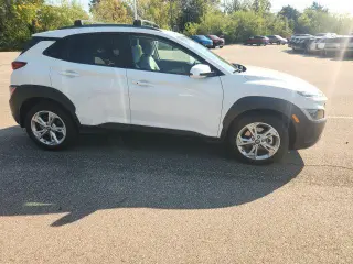 Hyundai KONA 2023 AWD SEL Crossover 4 puertas