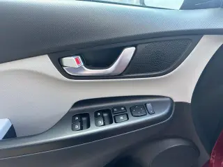 Hyundai KONA Eléctrico 2023 SEL 4p Crossover