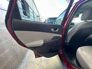 Hyundai KONA Eléctrico 2023 SEL 4p Crossover