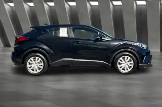 Toyota C-HR 2019 LE 4dr Crossover