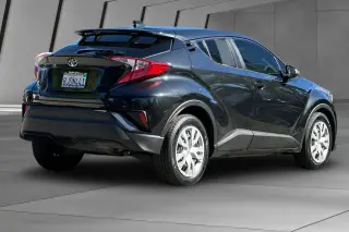 Toyota C-HR 2019 LE 4dr Crossover