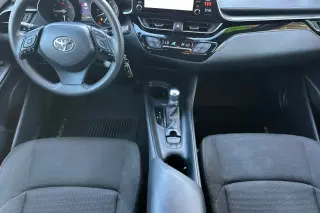 Toyota C-HR 2019 LE 4dr Crossover