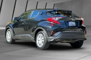 Toyota C-HR 2019 LE 4dr Crossover