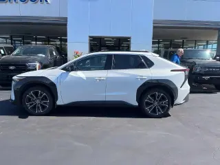 Toyota bZ4X 2023 AWD Limited 4dr Crossover