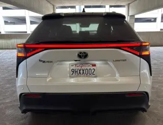 Toyota bZ4X 2023 Limited 4dr Crossover