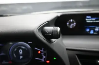 Lexus UX 250h 2020 AWD 4dr Crossover