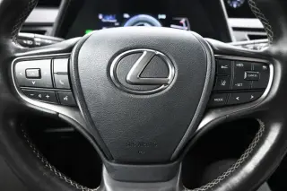 Lexus UX 250h 2021 AWD 4dr Crossover