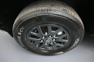 Toyota 4Runner 2025 4x4 SR5 4p SUV