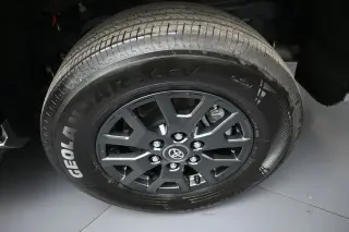 Toyota 4Runner 2025 4x4 SR5 4p SUV
