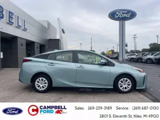 Toyota Prius 2022 LE 4p Hatchback
