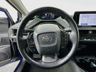 Toyota Prius 2024 LE 4p Hatchback