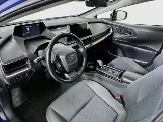 Toyota Prius 2024 LE 4p Hatchback