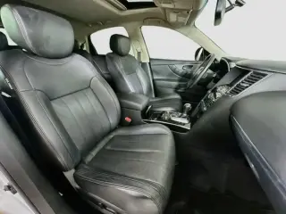 INFINITI QX70 2016 4dr SUV