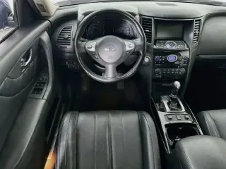 INFINITI QX70 2016 4dr SUV