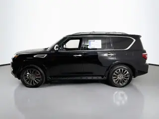 Nissan Armada 2023 4x4 Platinum SUV de 4 puertas