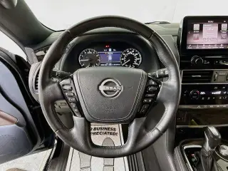 Nissan Armada 2023 4x4 Platinum SUV de 4 puertas