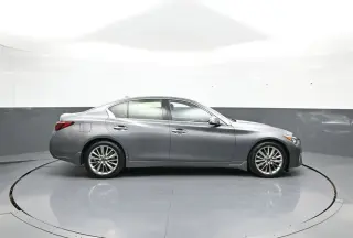 INFINITI Q50 2023 AWD Luxe 4dr Sedán