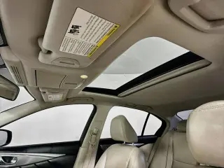 INFINITI Q50 2015 4dr Sedán