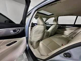 INFINITI Q50 2015 4dr Sedán