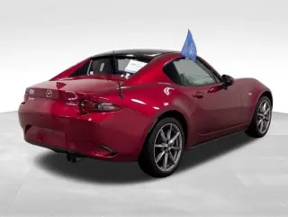 Mazda MX-5 Miata RF 2022 Grand Touring 2dr Convertible 6A