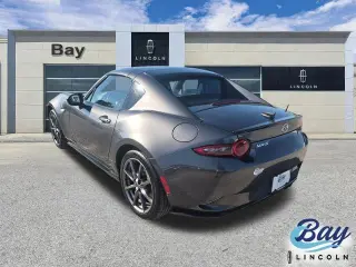 Mazda MX-5 Miata RF 2017 Grand Touring convertible de 2 puertas 6MT