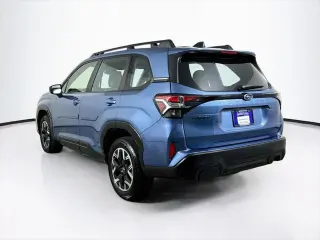 Subaru Forester 2025 AWD Base 4p Crossover