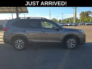 Subaru Forester 2024 AWD Premium 4p Crossover